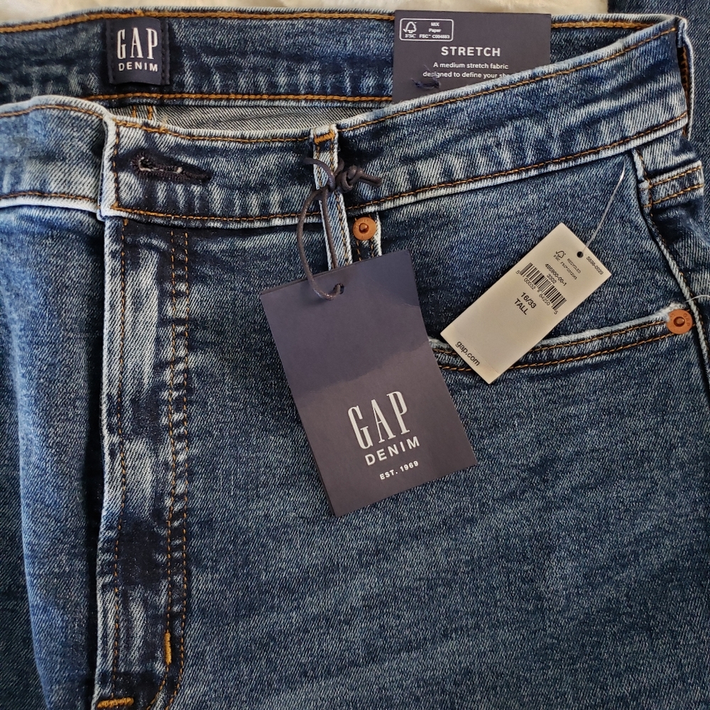 Gap Mid-rise Cigarette Jeans